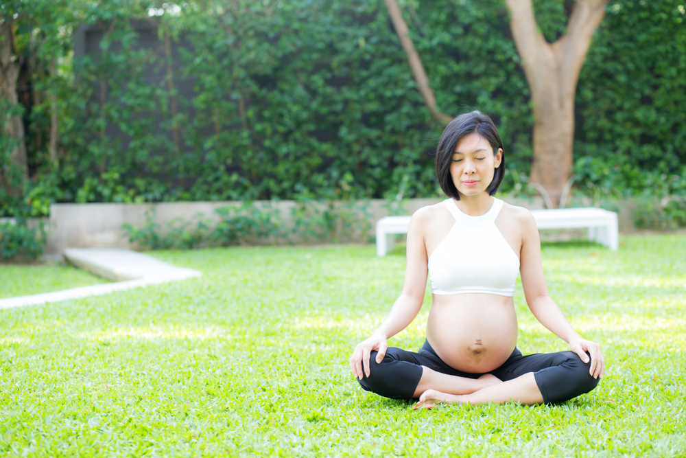 Prenatal Yoga, Olahraga Sempurna untuk Wanita Hamil